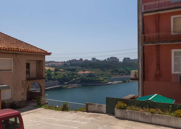 Dvnest - Premium 1br With River View! Appartamento Oporto