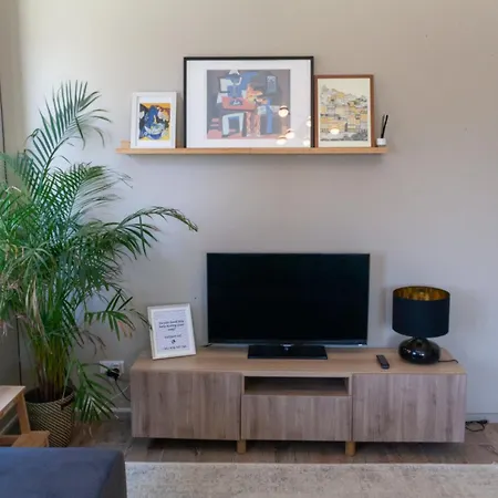 Dvnest - Premium 1br With River View! *